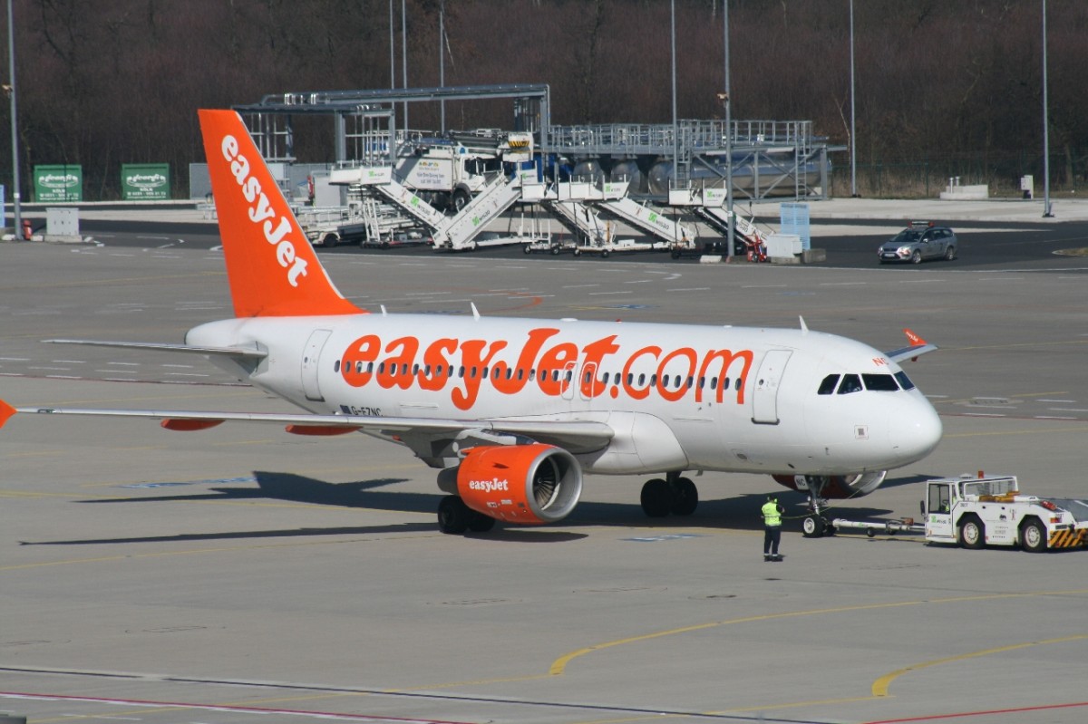 EasyJet Airbus A319-114 G-EZNC 9.3.2014 CGN/EDDK
